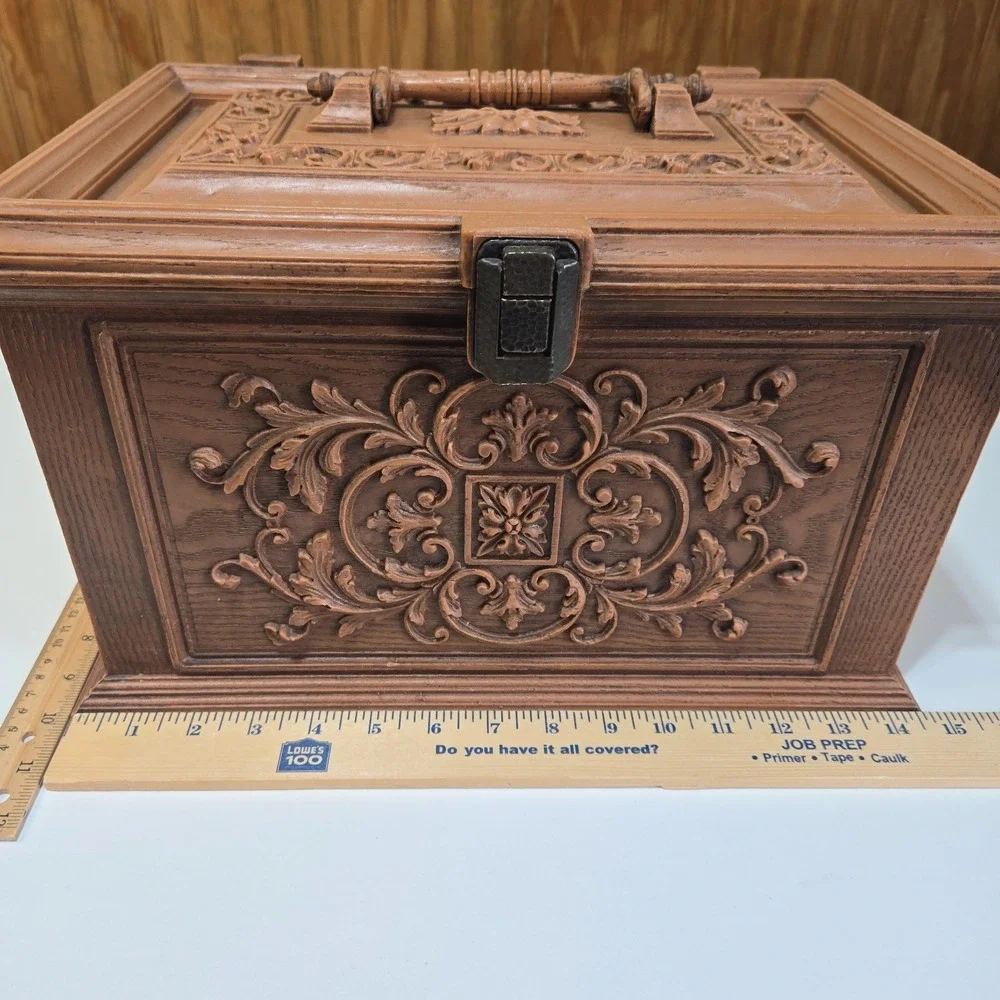 Vintage 1970's Max Klein Brown Faux-Wood Plastic Sewing Box (15